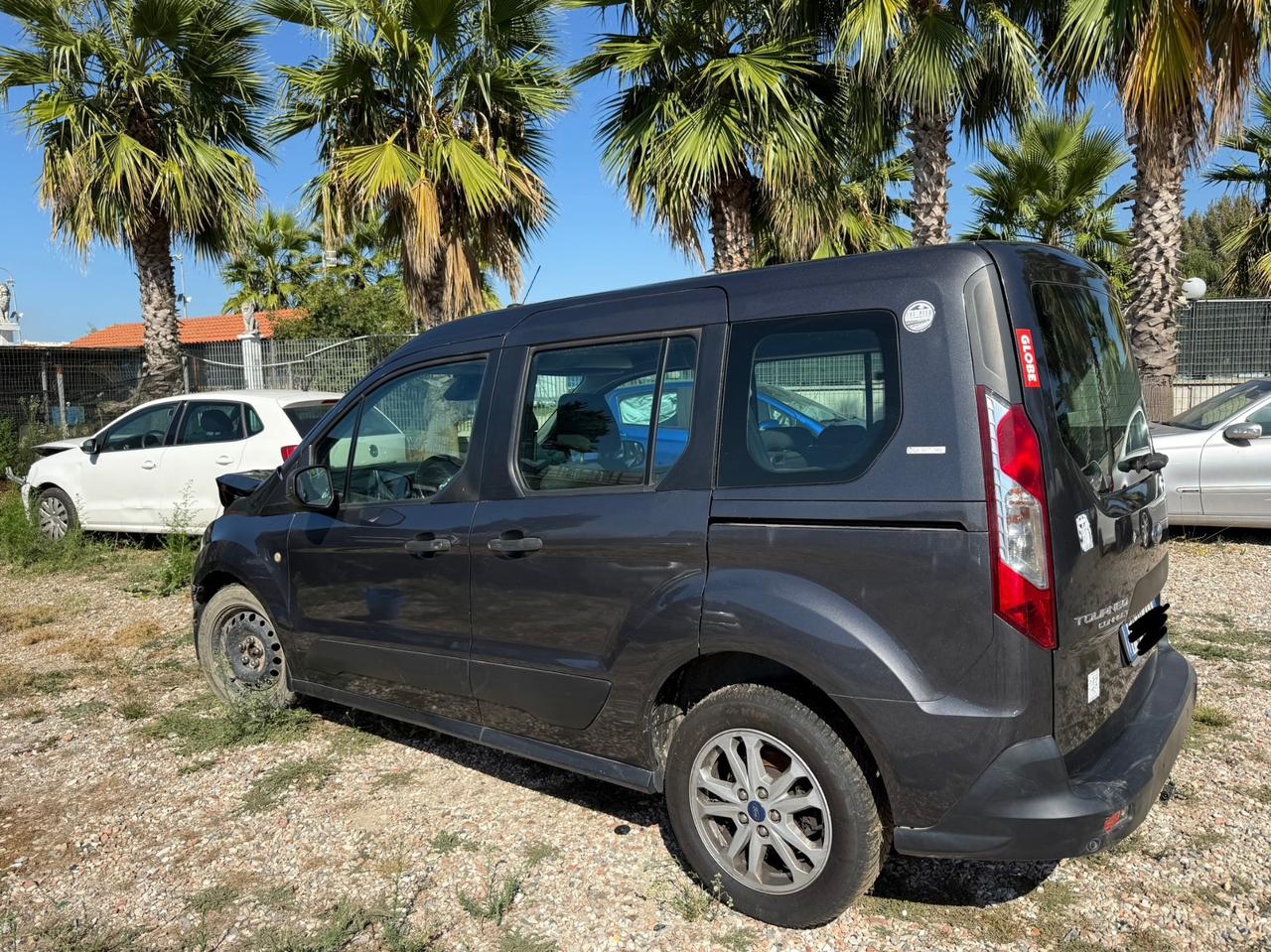 Ford Tourneo Connect Gran 1.5 TDCi Titanium