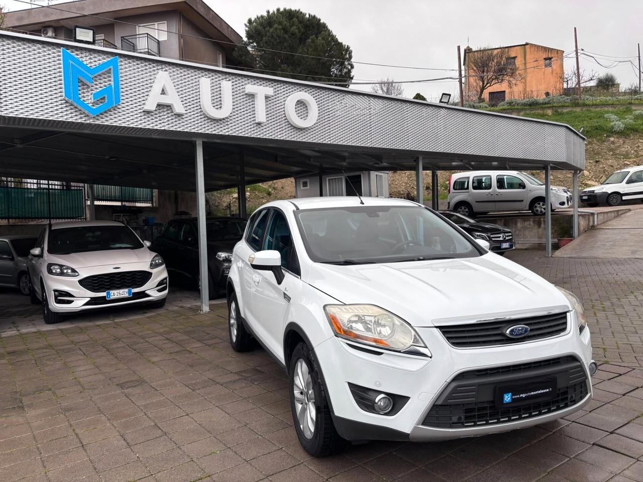 FORD KUGA