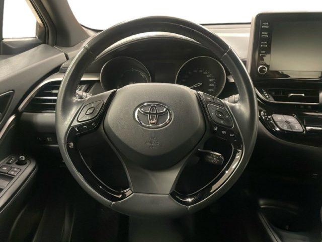 TOYOTA C-HR 1.8 Hybrid E-CVT Business