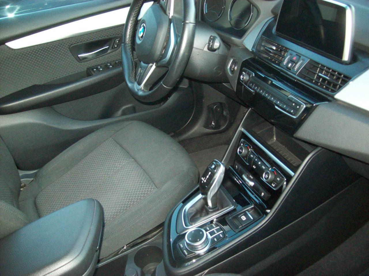 Bmw Serie 2 Gran Tourer 220d Business aut.