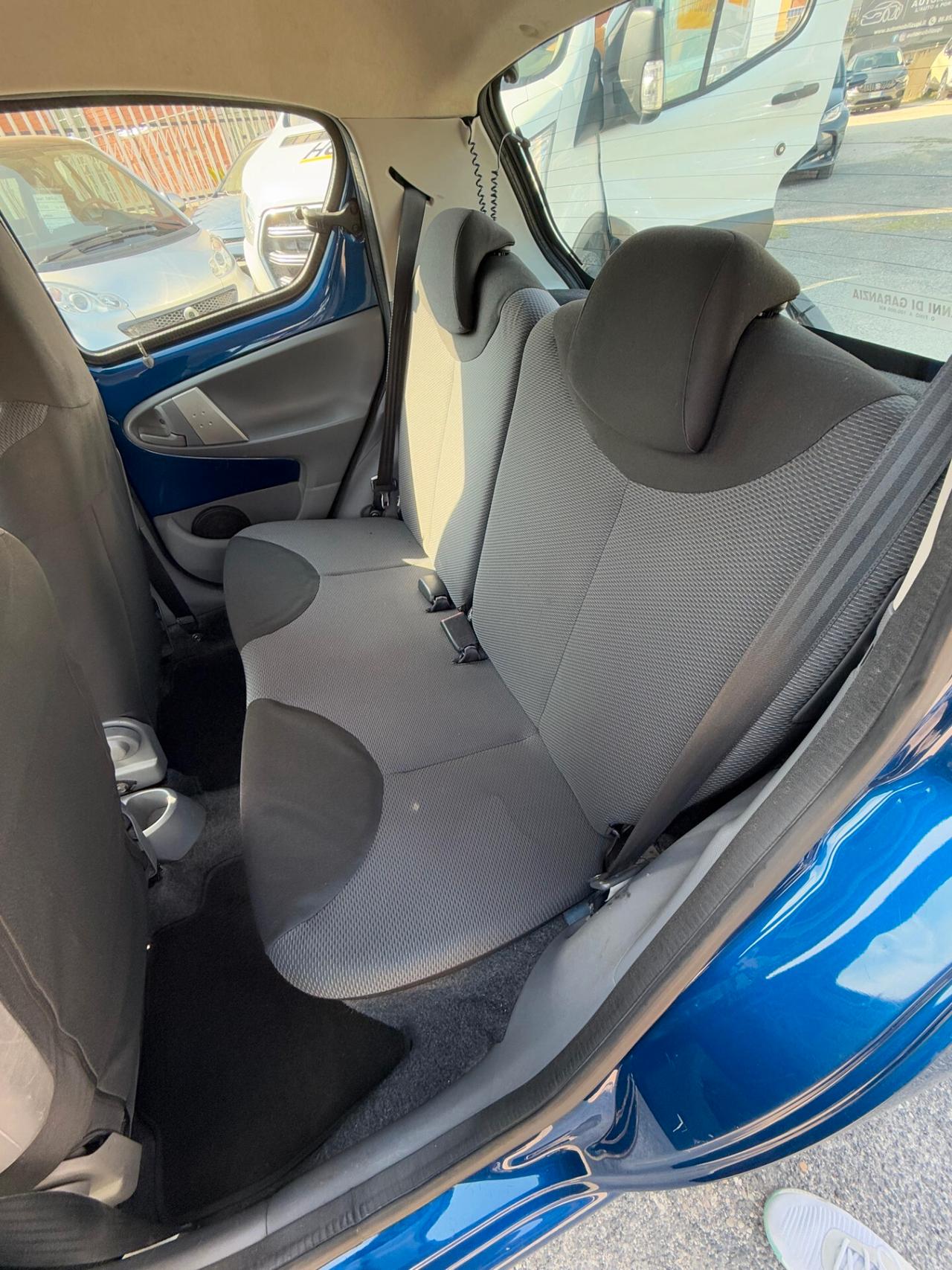 Toyota Aygo 68cv *AUTOMATICA*
