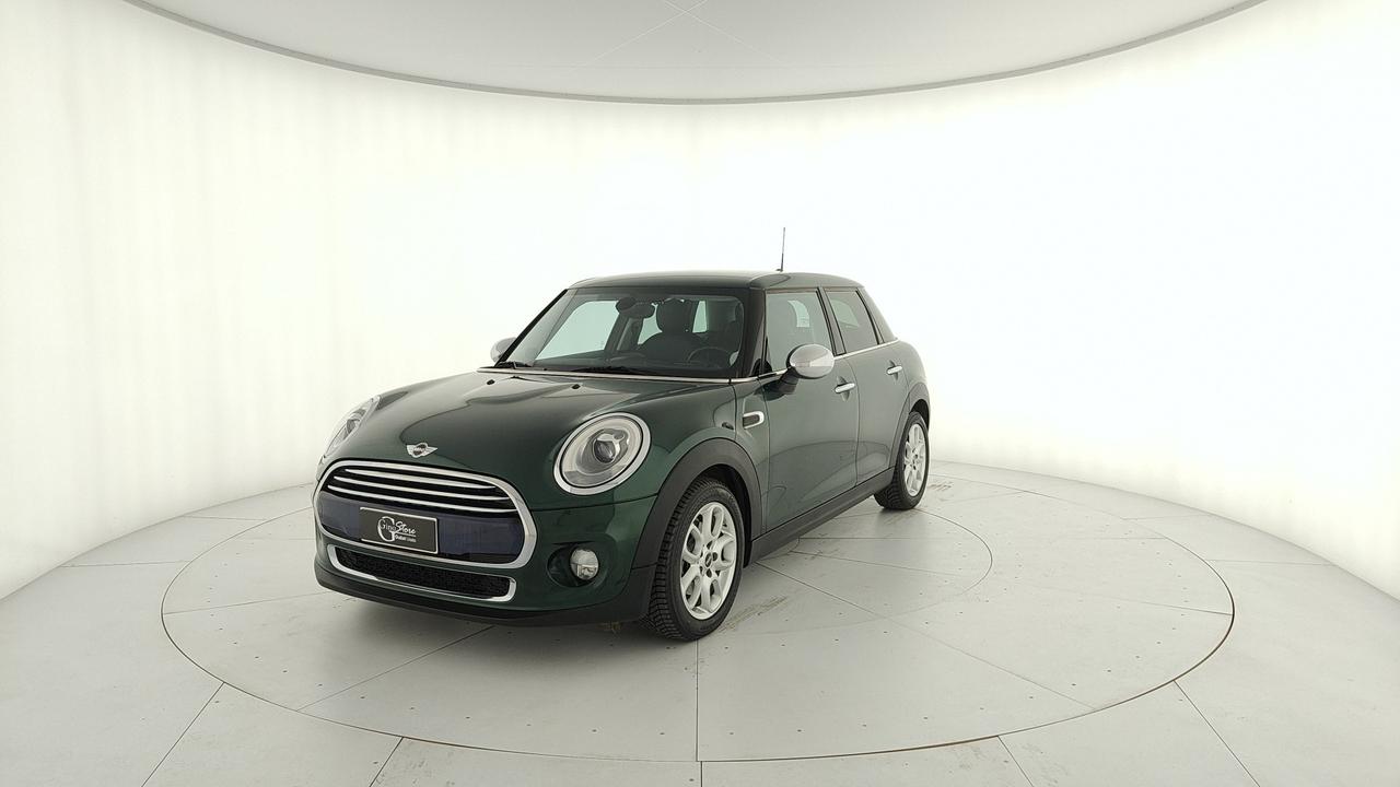 MINI Mini IV F55-F56 2014 - Mini 1.5 Cooper D Business XL 5p