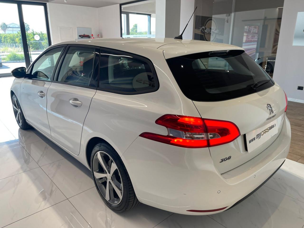 Peugeot 308 BlueHDi 130 S&S SW Business