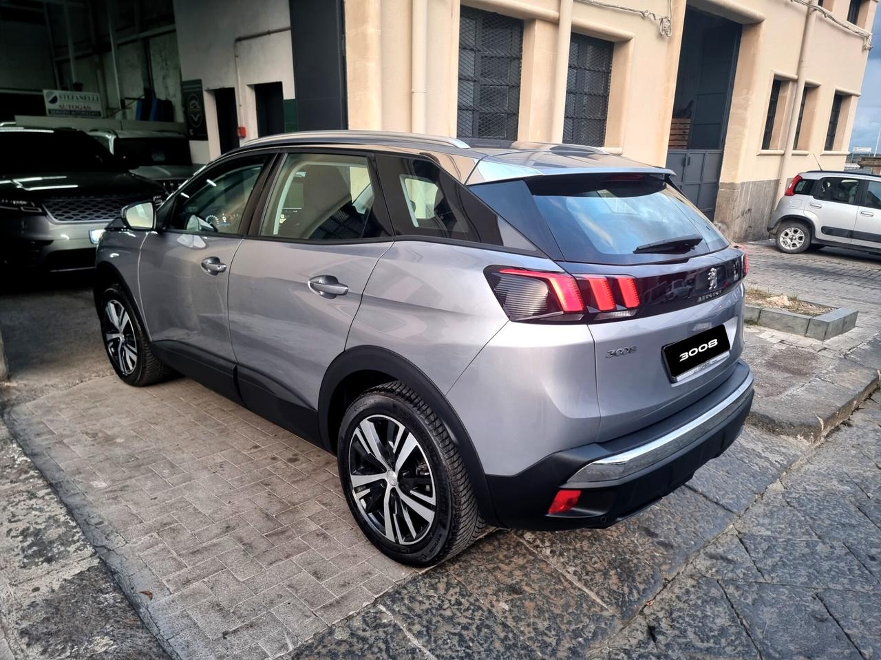 Peugeot 3008 BlueHDi 130 S&S Allure