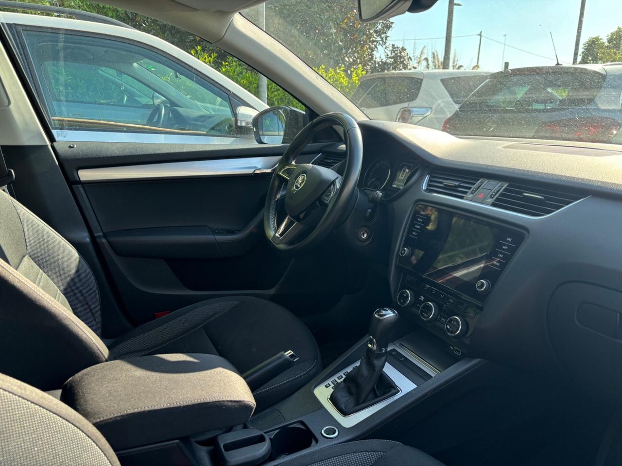 Skoda Octavia 1.6 Diesel Neopatentati Cambio Automatico