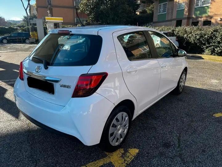 Toyota Yaris 1.3 Active