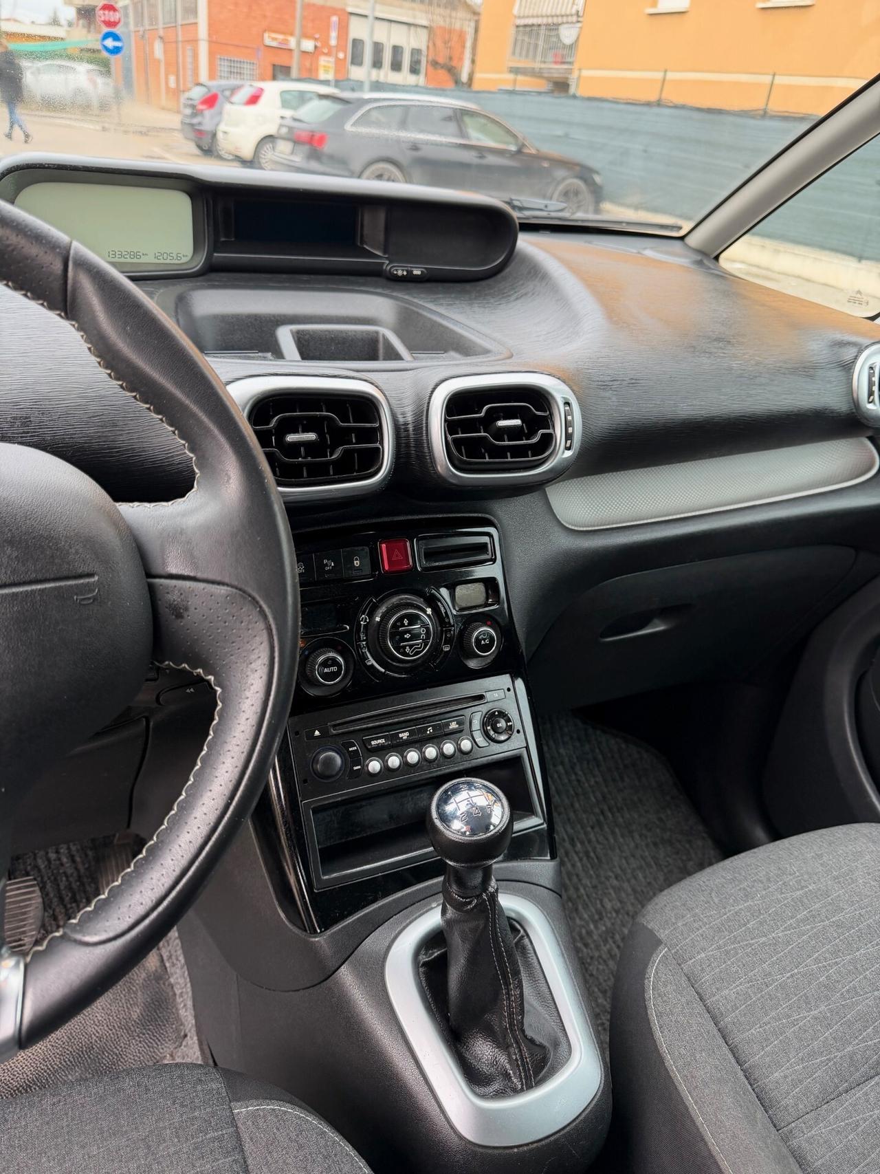 Citroen C3 1.6 - NEOPATENTATI - 12 MESI DI GARANZIA -