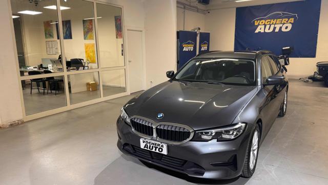 BMW 318 d 48V Touring Sport