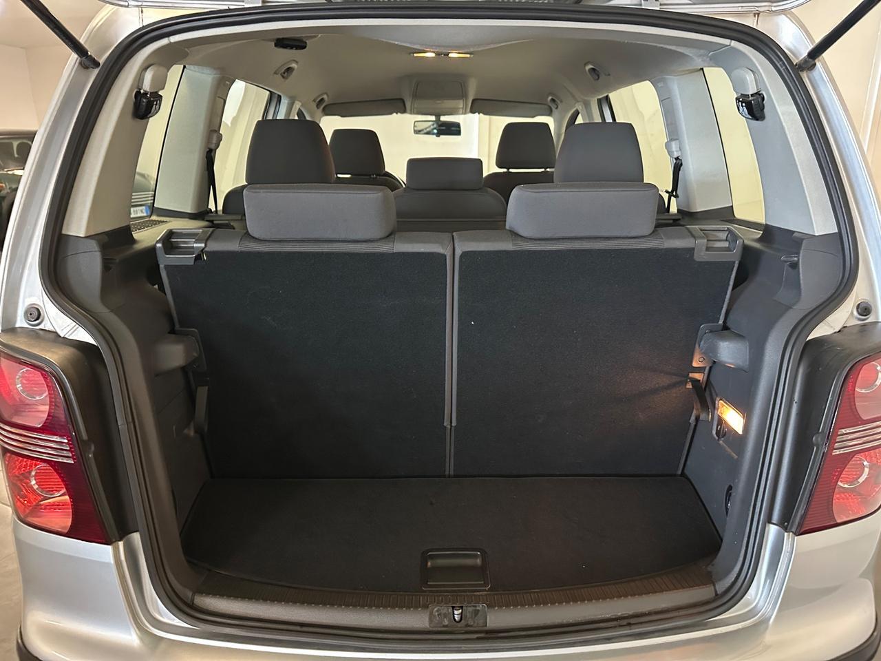 VOLKSWAGEN TOURAN 1.9 TDI 105CV 7 POSTI MANUALE