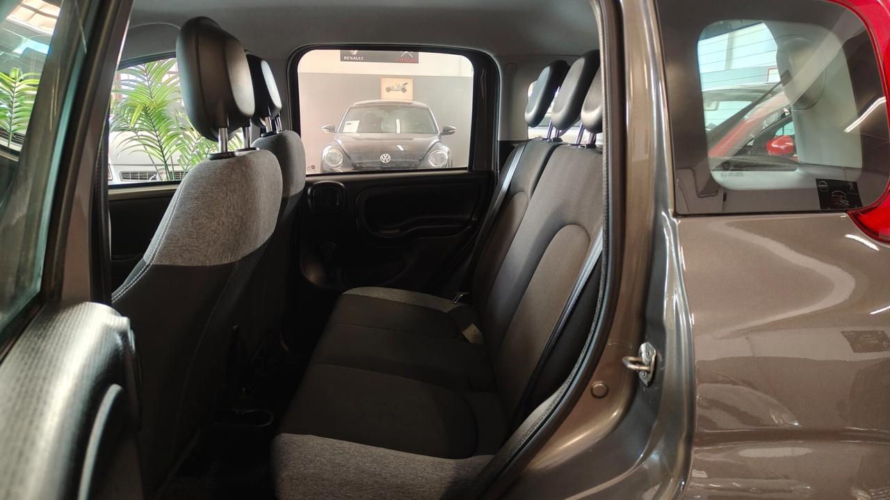 Fiat Panda 1.0 FireFly S&S Hybrid Red