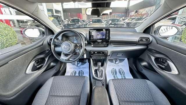 Toyota Yaris 1.5 Hybrid Business + Neopatentato
