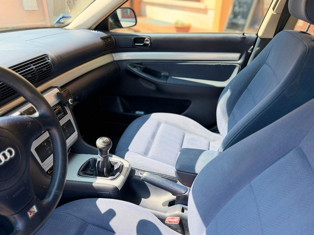 Audi A4 1.9 TDI SLINE