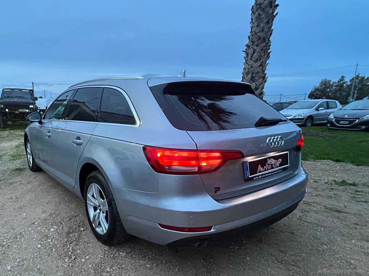 AUDI A4 Avant 2.0 TDI 150CV S tr. Bus. Sport