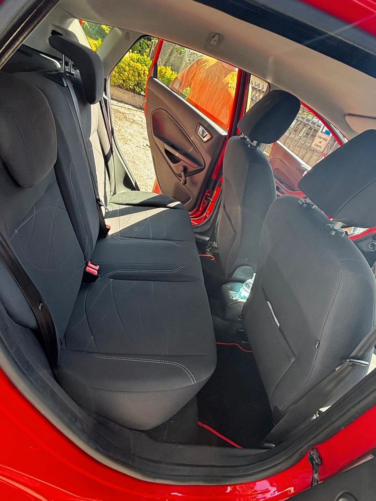 Ford Fiesta 1.5 TDCi 75CV 5 porte Titanium