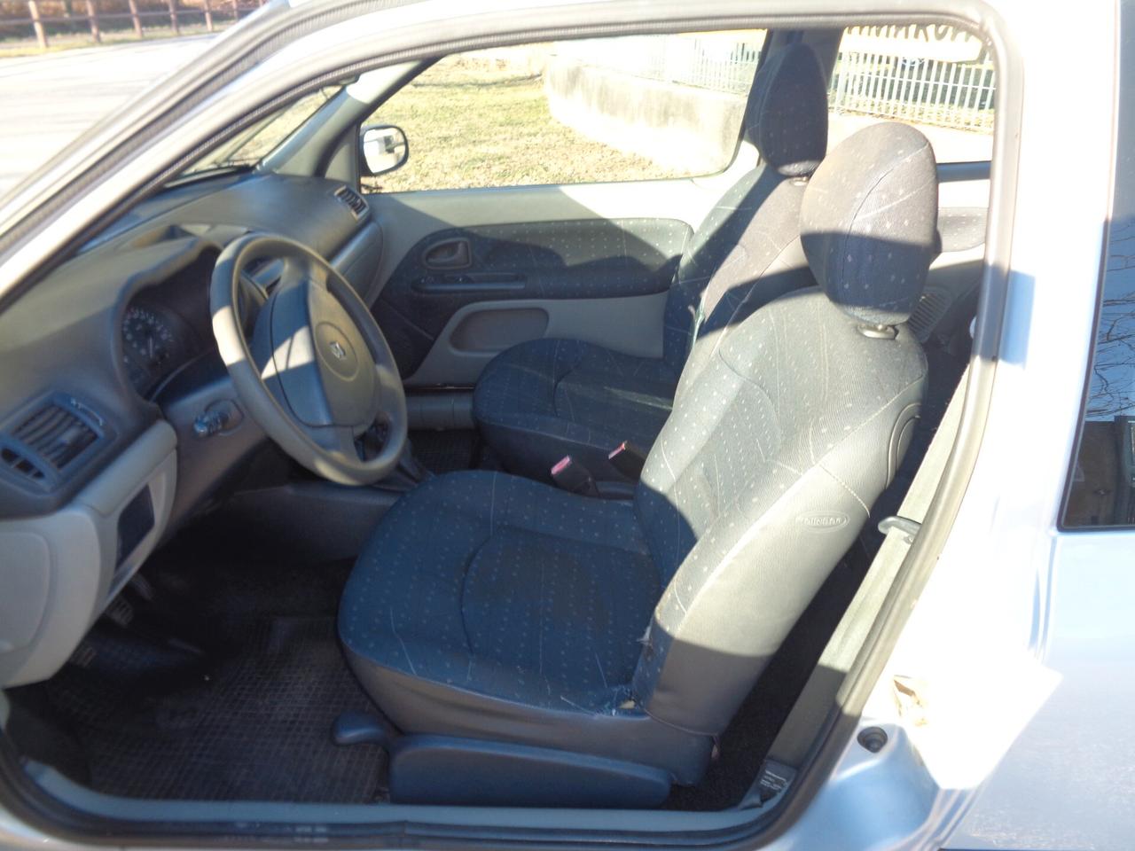 Renault Clio 12 16V ok neop garz 12mesi