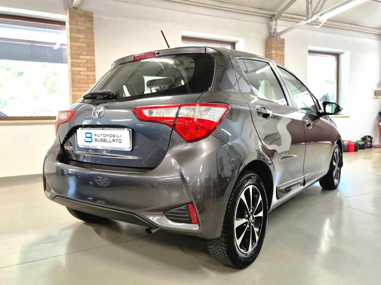 Toyota Yaris 1.0 5 porte Active