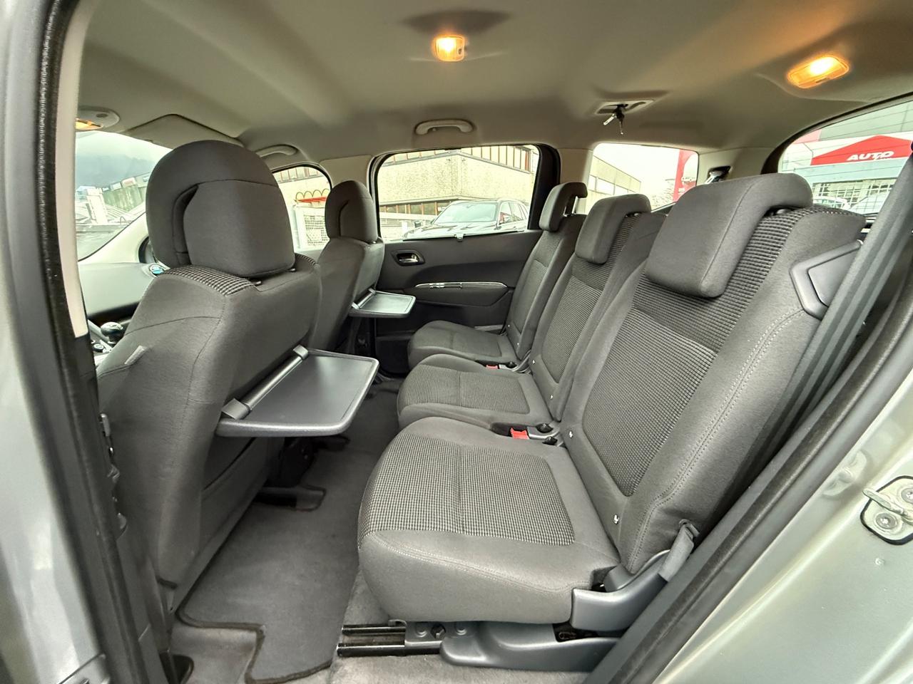 Peugeot 5008 7POSTI 1.6HDi 115CV 159.000KM