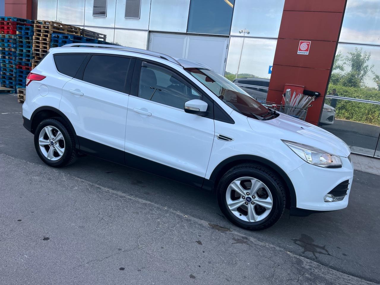 Ford Kuga 2.0 TDCI 120 CV S&S 2WD Titanium X