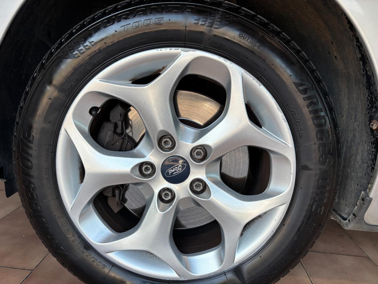 Ford Focus SW 2.0 Titanium145cv*GPL FINO 2030