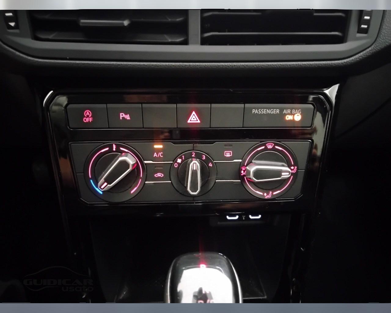 VOLKSWAGEN T-Cross 2019 - T-Cross 1.0 tsi Style 110cv dsg