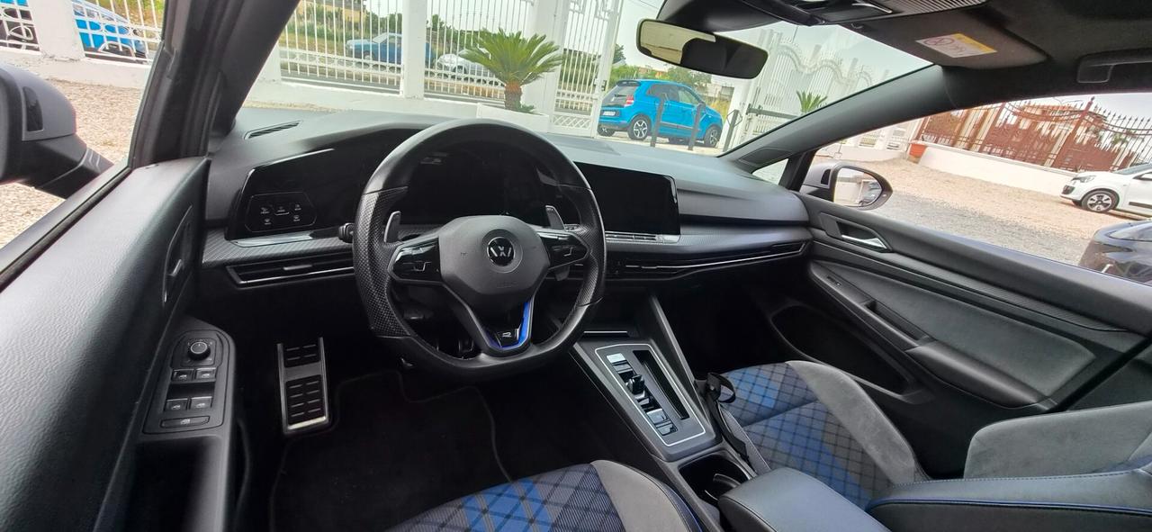 Volkswagen Golf 2.0 TSI DSG 4Motion R 500cv