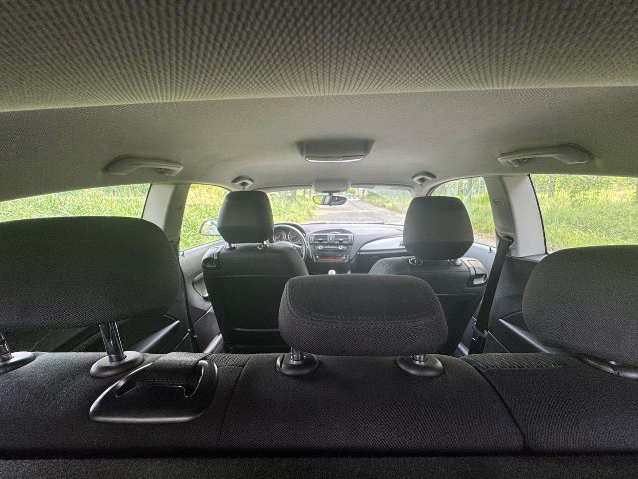 Bmw 114 114i 5p. Unique