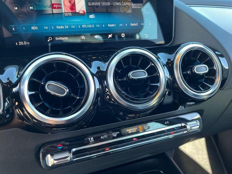 Mercedes-Benz GLA GLA-H247 2020 180 d Sport auto