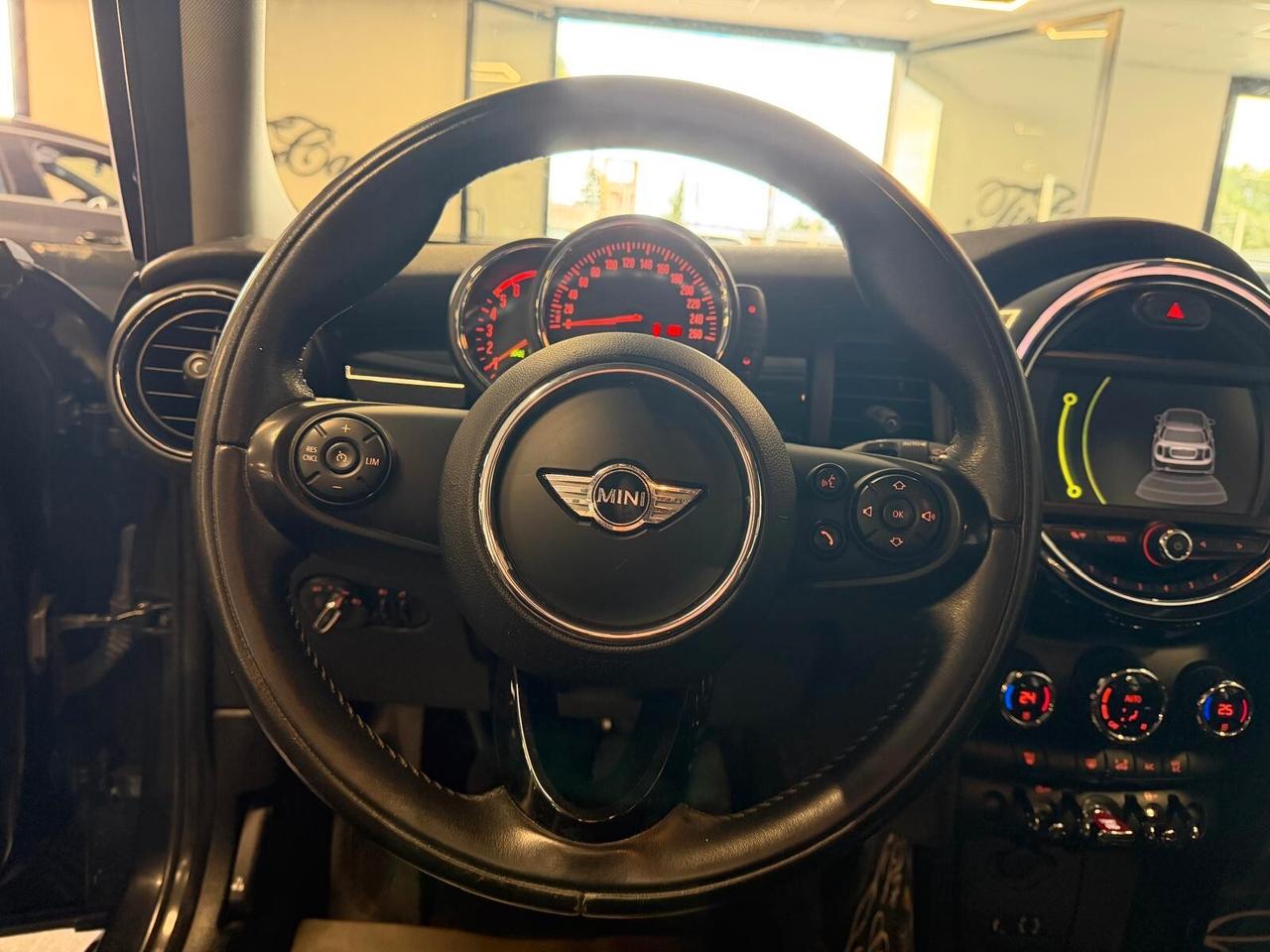 MINI COOPER D 1.5 116CV 85KW NAVI CRUISE OK NEOPATENTATI ANNO 2016