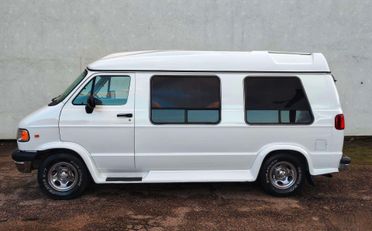 Dodge RAM Minibus Limited 5.2 V8 PESCARA