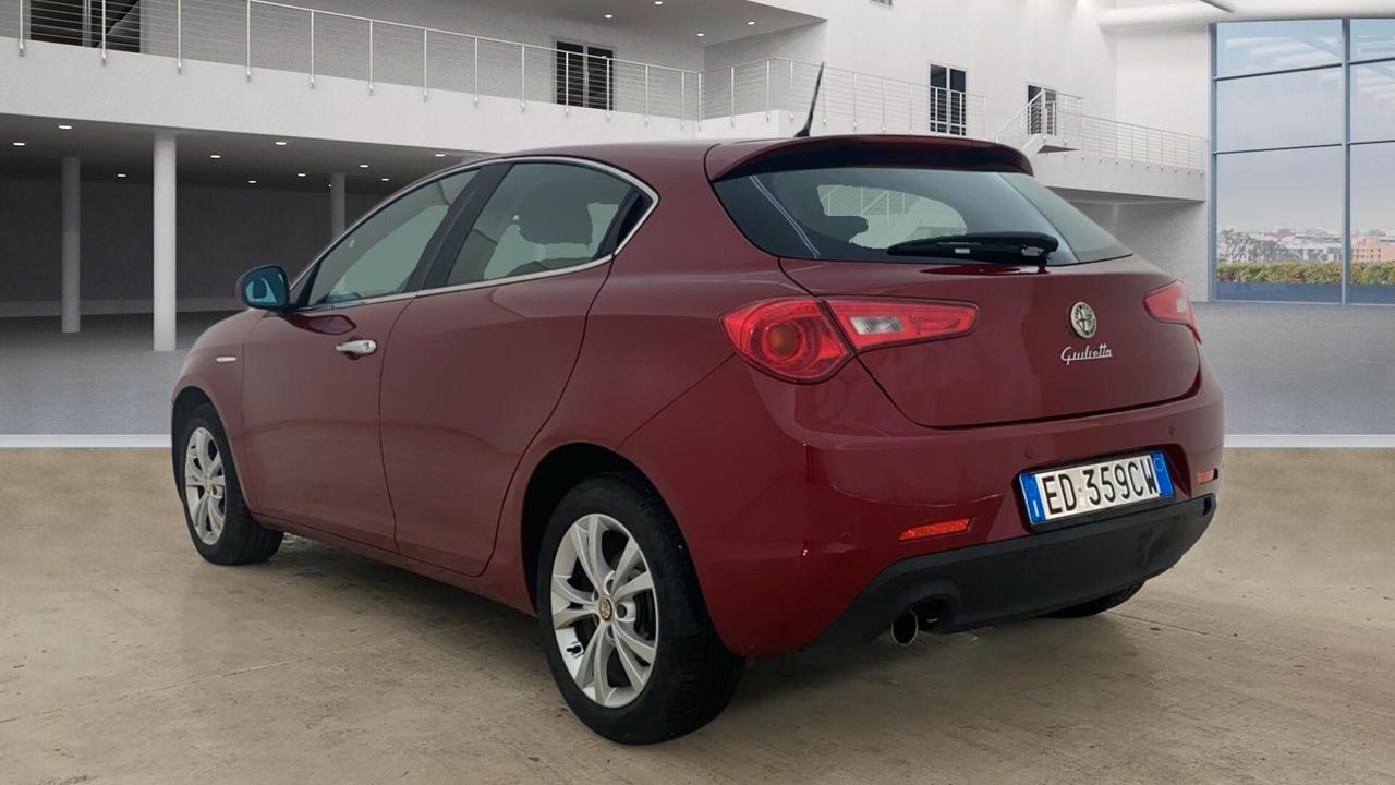 ALFA ROMEO GIULIETTA 1.6 DIESEL - NEOPATENTE