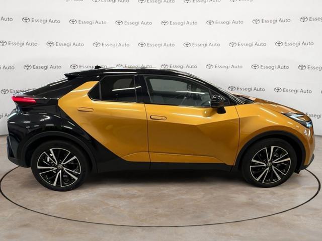 TOYOTA C-HR 2.0 PHEV Lounge Premiere