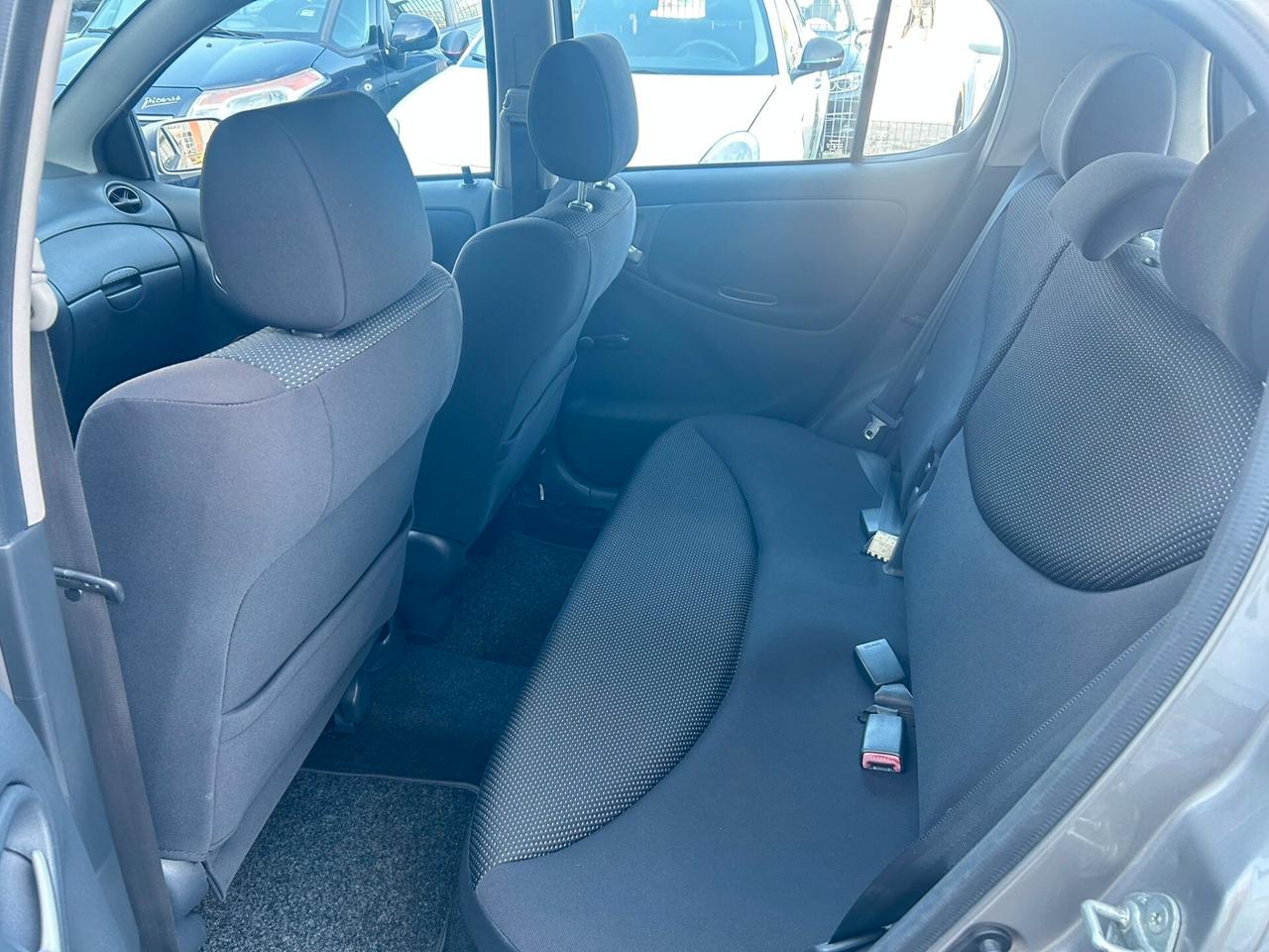 Toyota Yaris 1.5i T Sport 106CV 2001