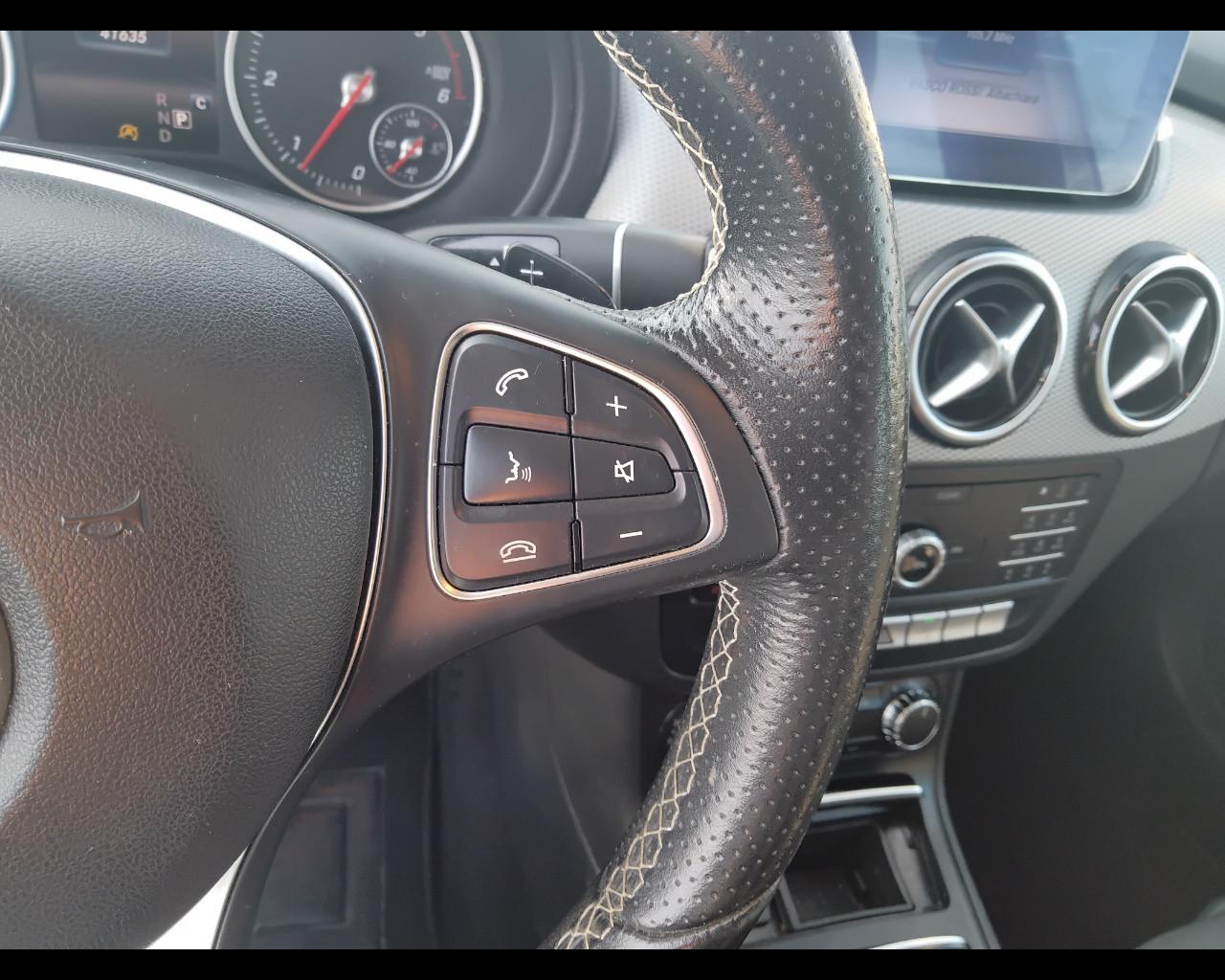 Mercedes-Benz Classe B - T246 - B 200 d (cdi) Sport auto