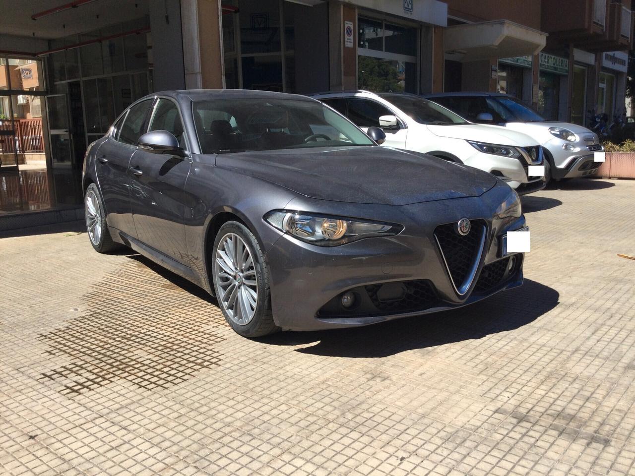 Alfa Romeo Giulia 2.2 Turbodiesel 180 CV AT8 Business Sport Launch Ed.