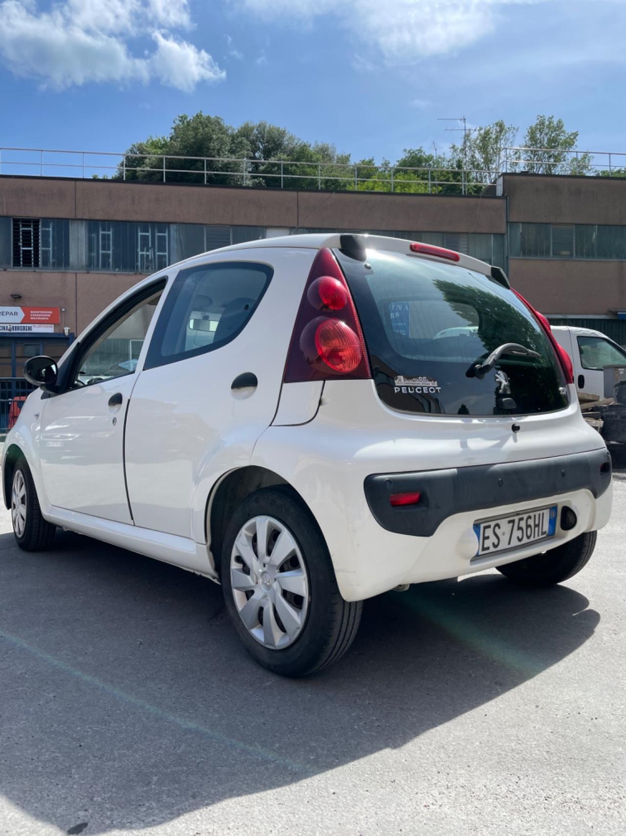 Peugeot 107 1.0 68CV 5p. Active 2Tronic