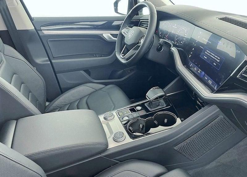 Volkswagen Touareg 3.0 V6 TDI SCR Elegance R-LINE