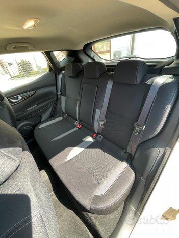 Nissan Qashqai 1.5 dCi 110cv Tekna CERCHI CLIMA CRUISE PDC MULTIFUNZIONE