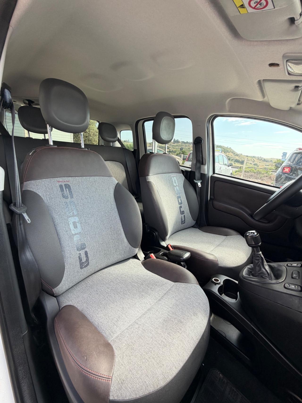 Fiat Panda 1.3 MJT 80 CV S&S Lounge allestimento cross