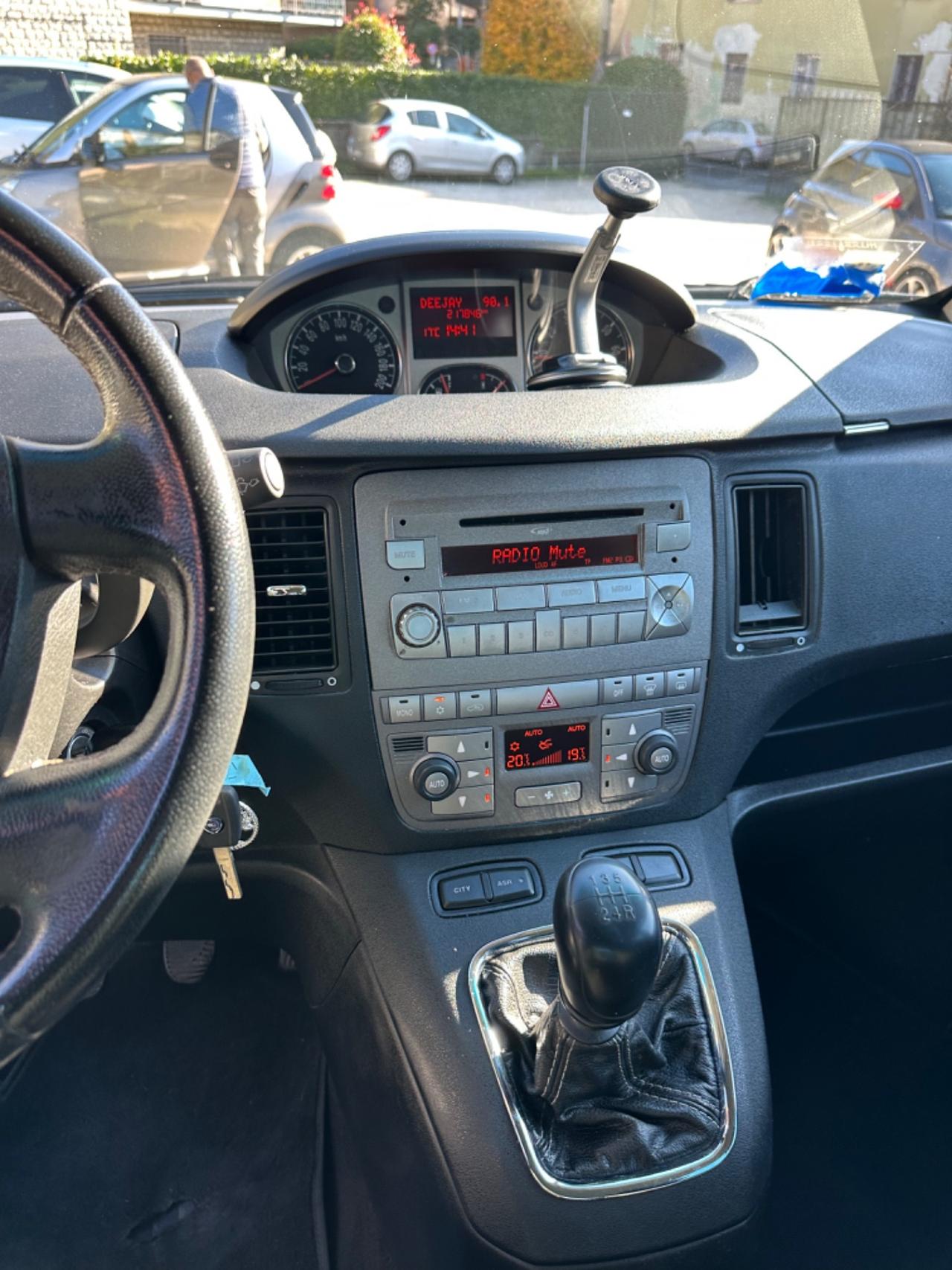 Lancia MUSA 1.4 8V ECOCHIC (GPL) GOLD KMCERT NEOPAT