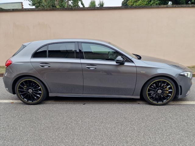 MERCEDES-BENZ A 250 Automatic Premium