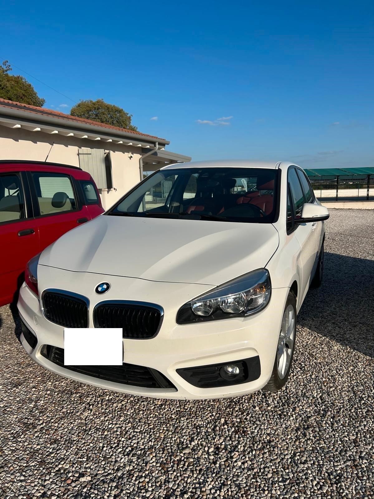 Bmw 218 218d active TOURER LUXURI Automatica