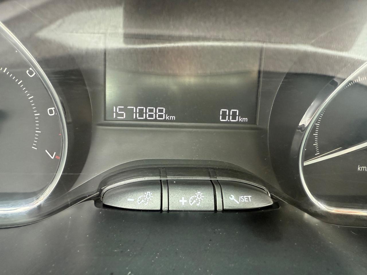 Peugeot 2008 2015 allure full optional