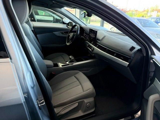 AUDI A4 Avant 40 TDI 190CV*R19*FARI MATRIX*CAMERE 360*