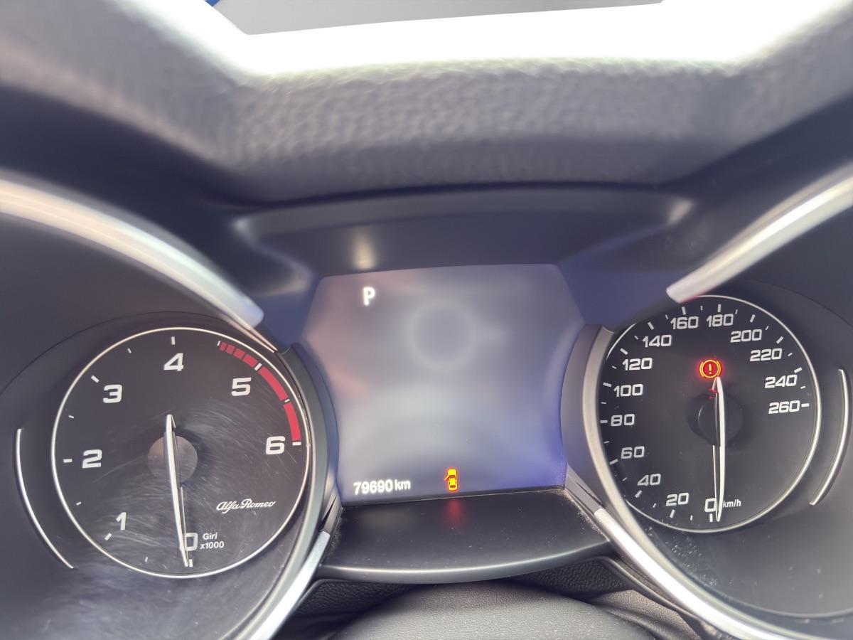 ALFA ROMEO - Stelvio 2.2 t Business Q4 190cv auto