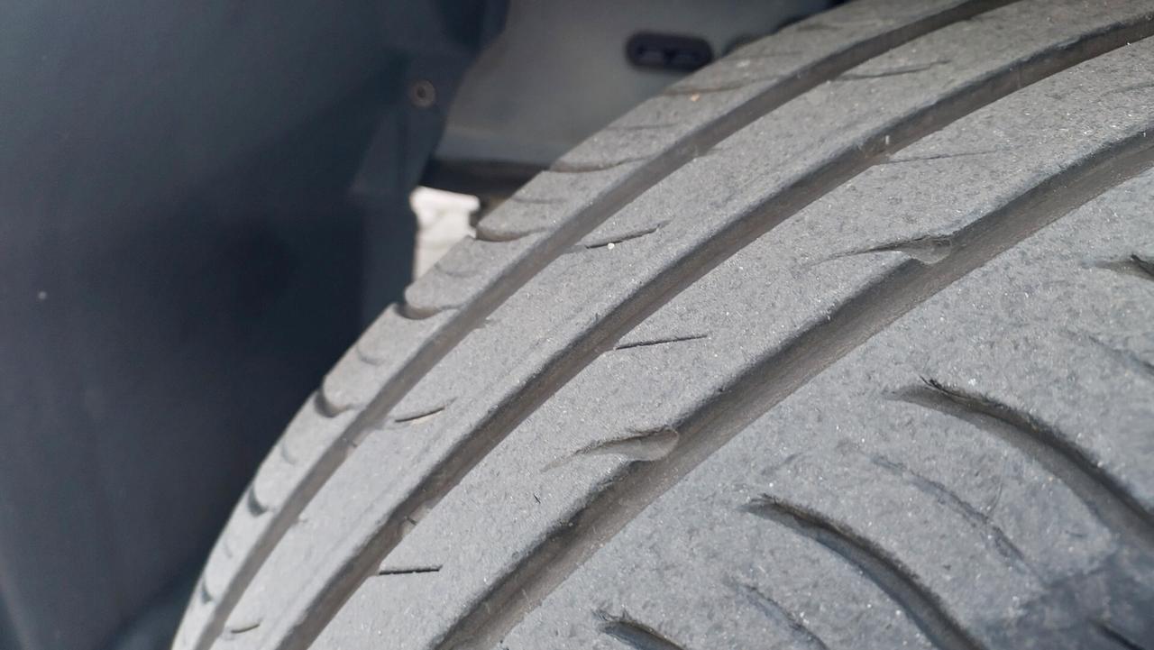 Lancia Ypsilon 1.2 69 CV 5 porte Elefantino Blu