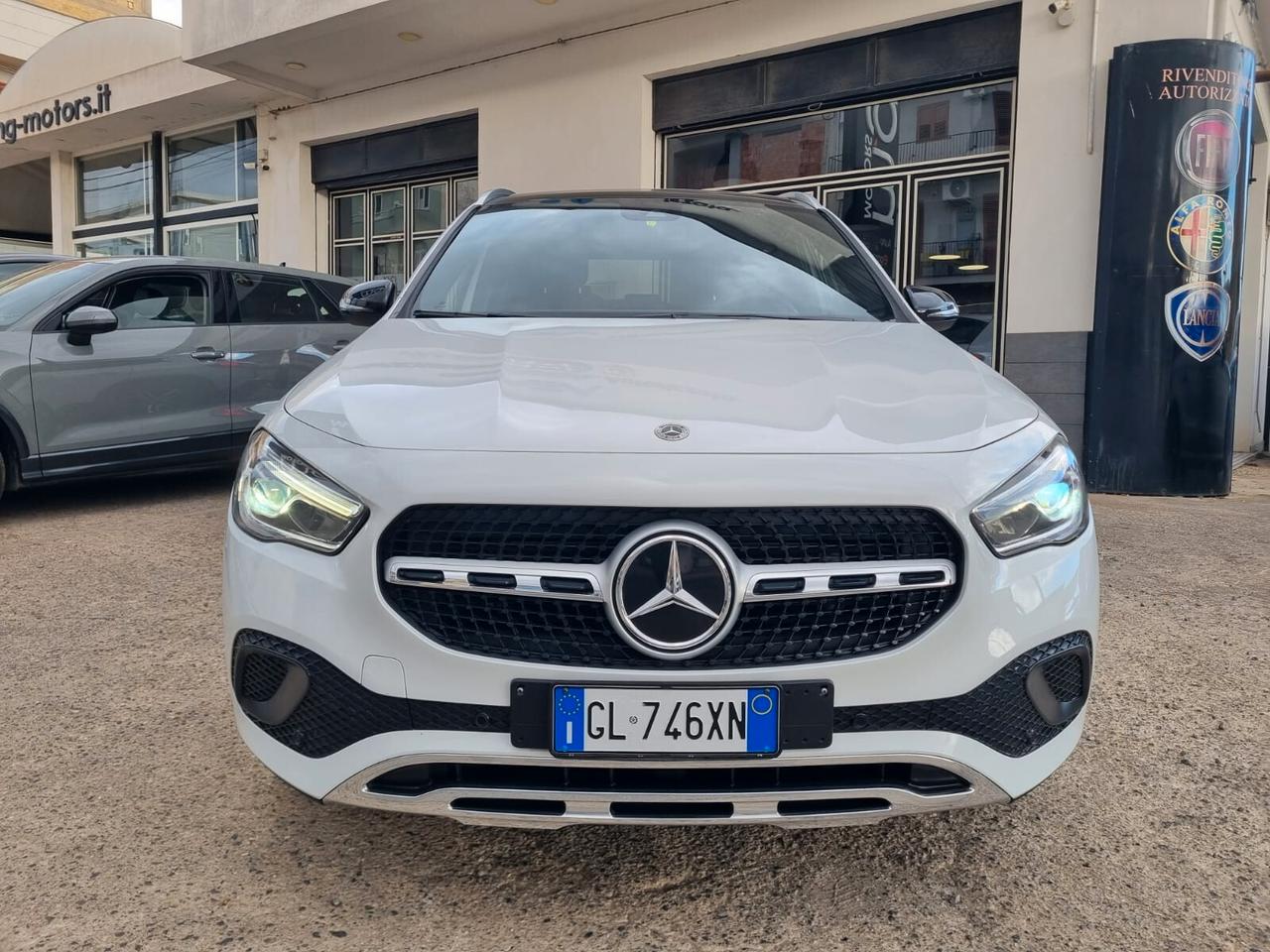 Mercedes-benz GLA 200 d Automatic Sport Plus TETTO APRIBILE