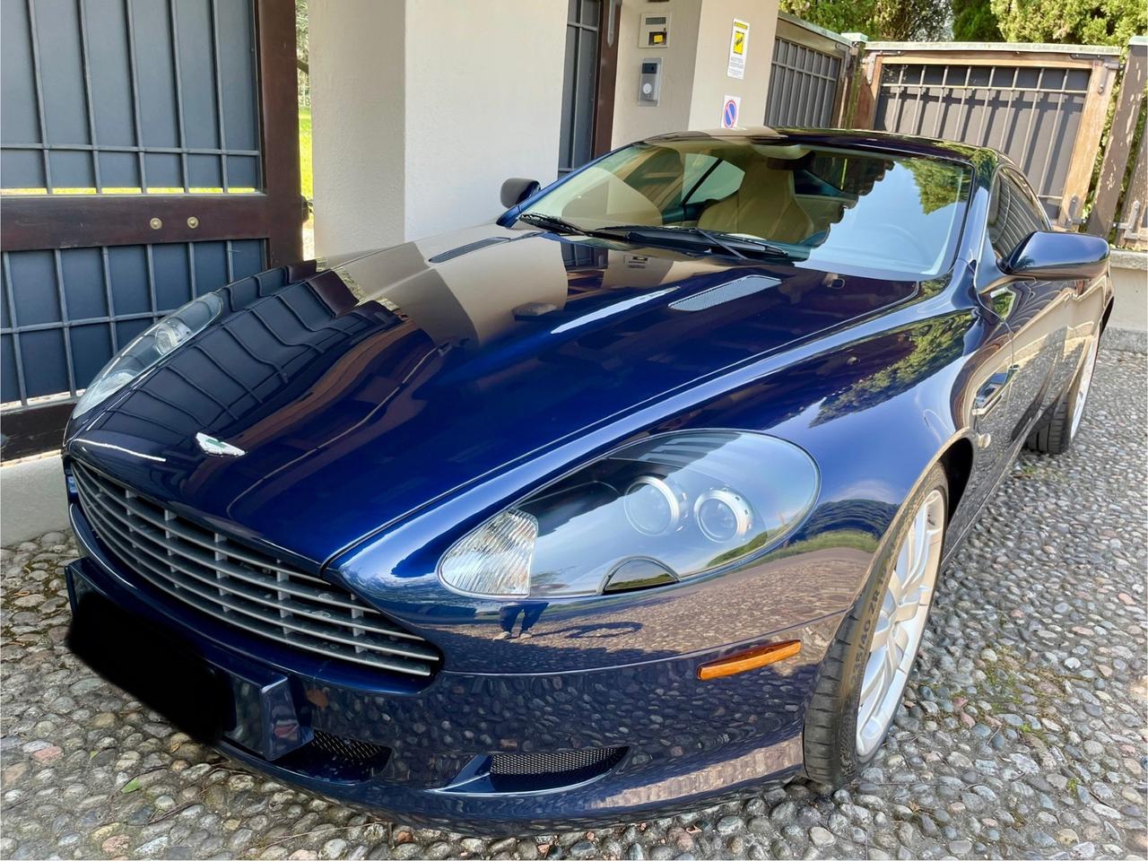 Aston Martin DB9 Coupé Touchtronic *SOLO 63000 KM*
