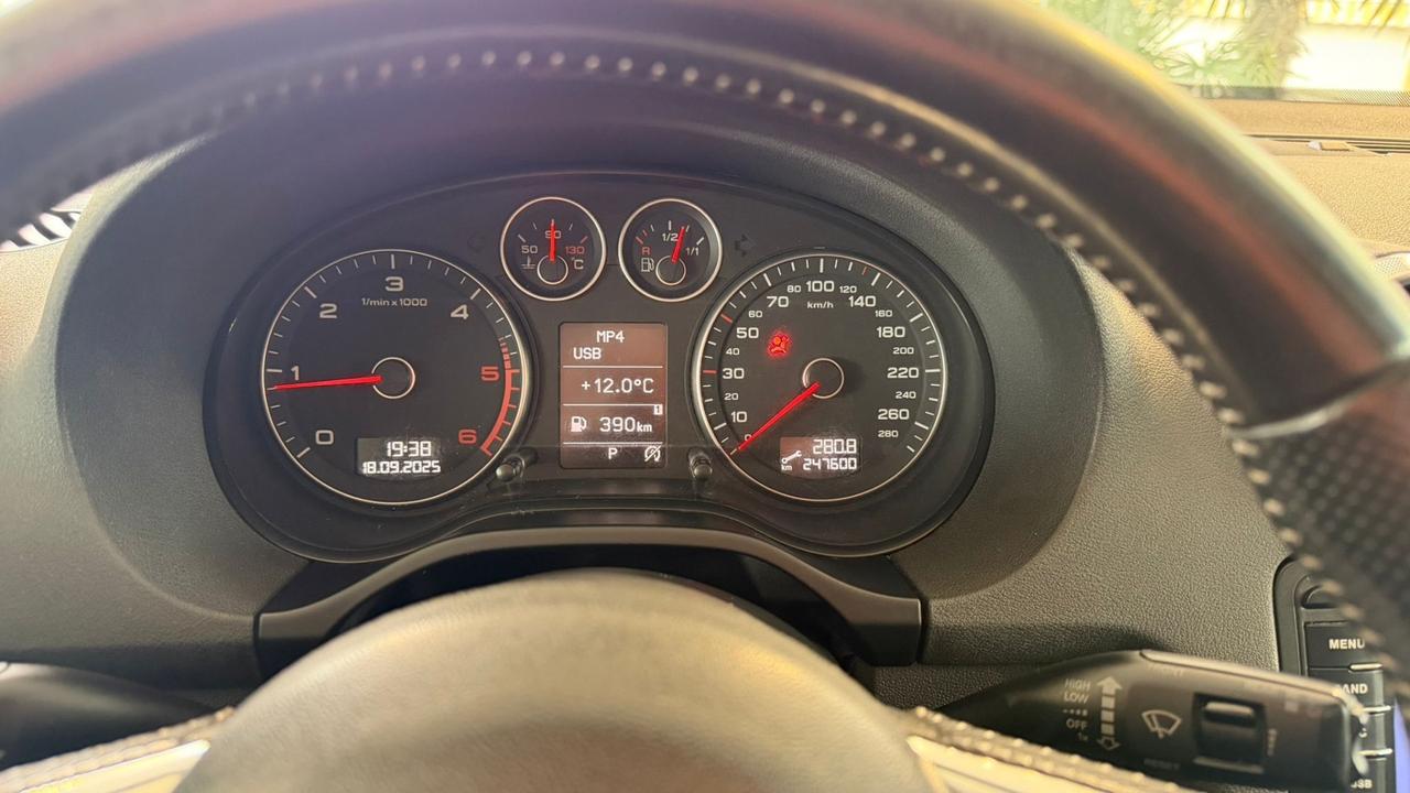 Audi A3 SPB 1.6 TDI 105 CV CR Ambition