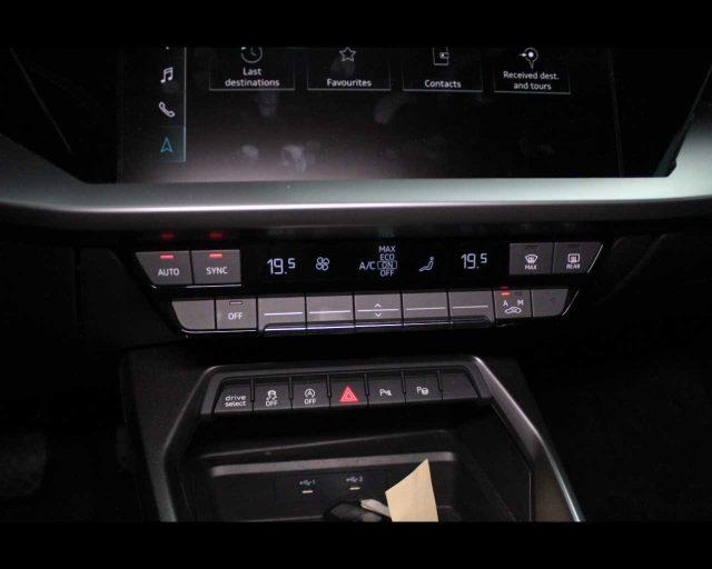 AUDI A3 SPB 30 TDI S tronic S line edition