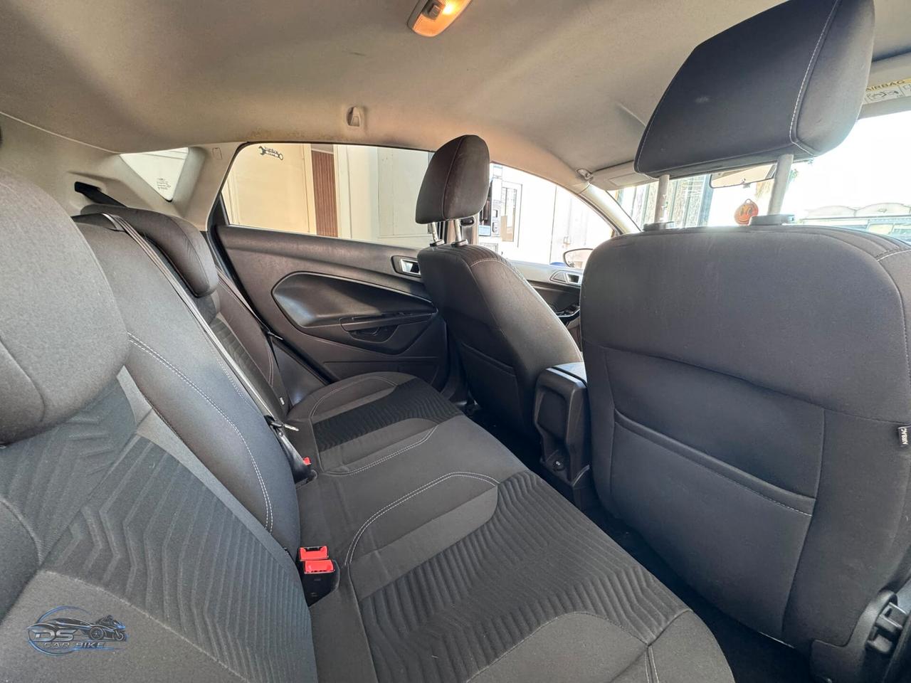 Ford Fiesta 1.0 80CV 5 porte Titanium